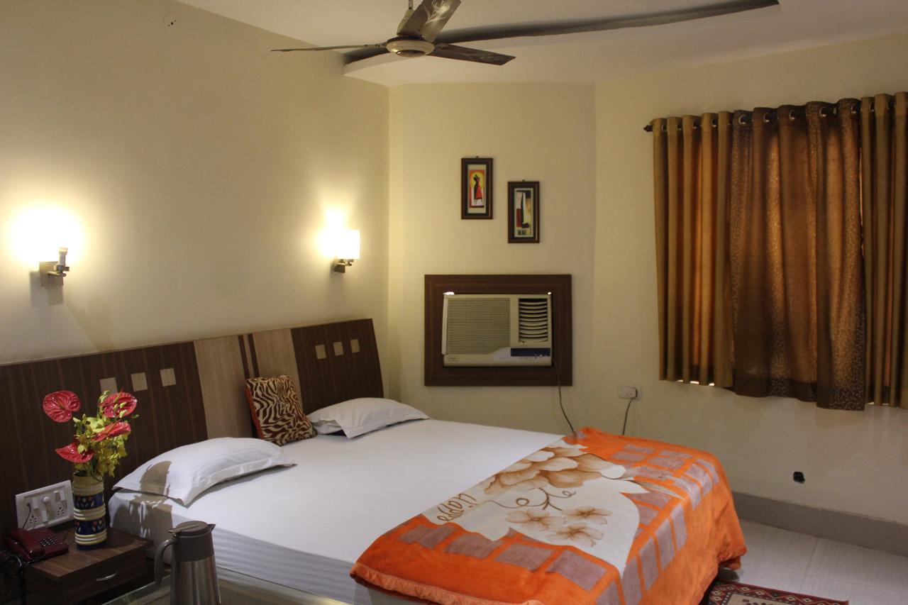 Hotel Anurag Rourkela Ngoại thất bức ảnh